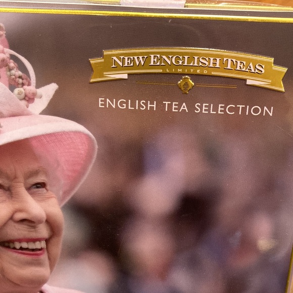 Queen Elizabeth II English Tea in commemorative tin.  NW seal - Picture 2 of 10